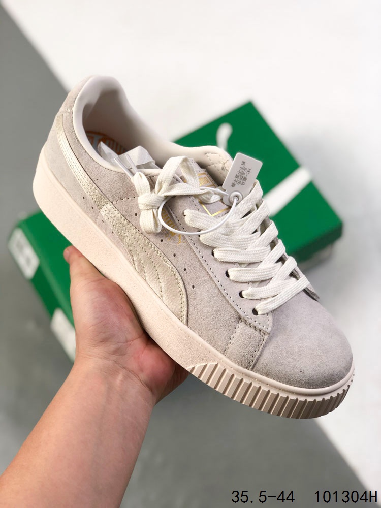 PUMA彪马 Suede Platform 蕾哈娜 厚底松糕鞋 区别市面所谓正品采用的橡胶合成底,还原公司细节 各个细节随意对比正品,包括中底走线.全网唯一正确过验版本 专供外贸冲正 天猫京东订单 货号:363559 01 Size:如图 编码:101304H