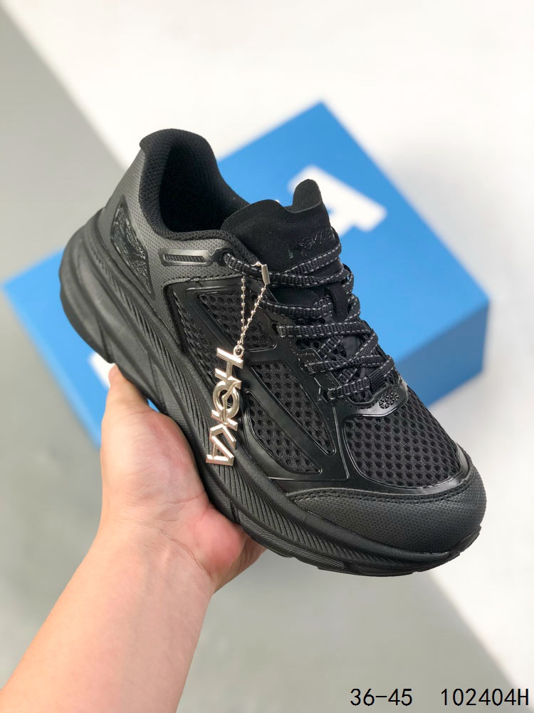 🈴️ 💰140
公司级✅HOKA M CLIFTON ONE9 轻量低帮户外越野跑鞋 户外山脉越野轻量运动跑鞋 
鞋面用轻的无缝架构 鞋带用了弹性不易松脱的扁宽弹性鞋带 轻薄的TPU贴在透气的鞋面上
前掌与中掌部分进行加宽 橡胶大底 EVA缓震鞋底用滚动平衡技术引导跑者自然步态
货号:1155370
尺码:36 36.5 37.5 38 38.5 39 40 40.5 41 42 42.5 43 44 45
编码：102404H