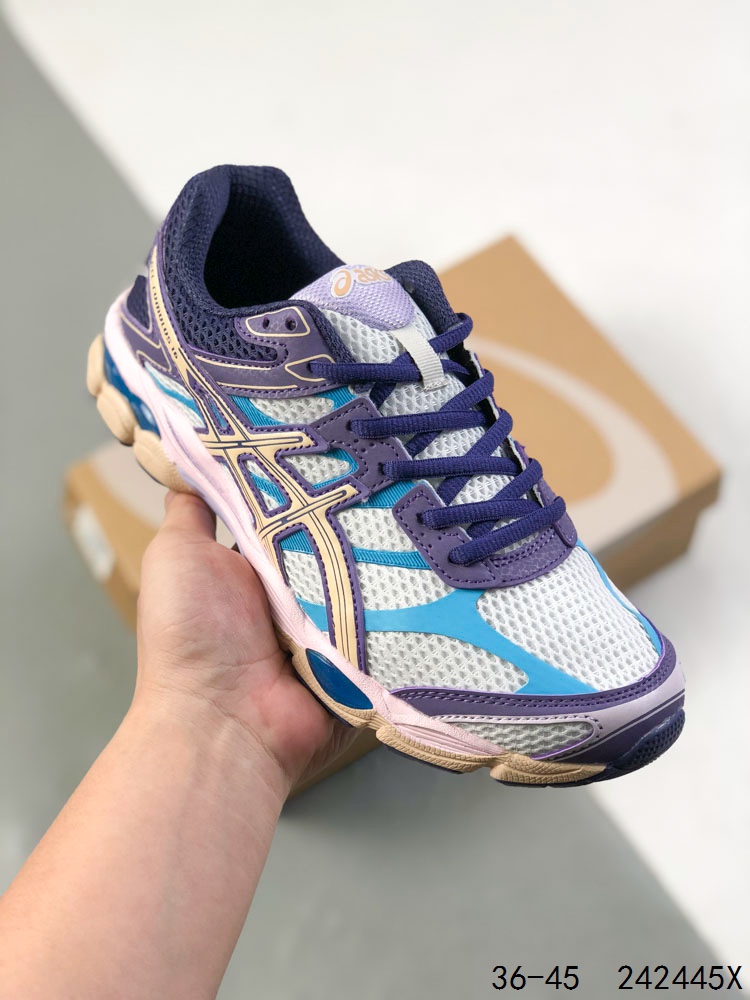 🈴️1⃣️ 💰140
亚瑟士 Tiger Gel-CUMULUS 16代  户外越野休闲运动跑步鞋
尺码：如图
ID：242445X