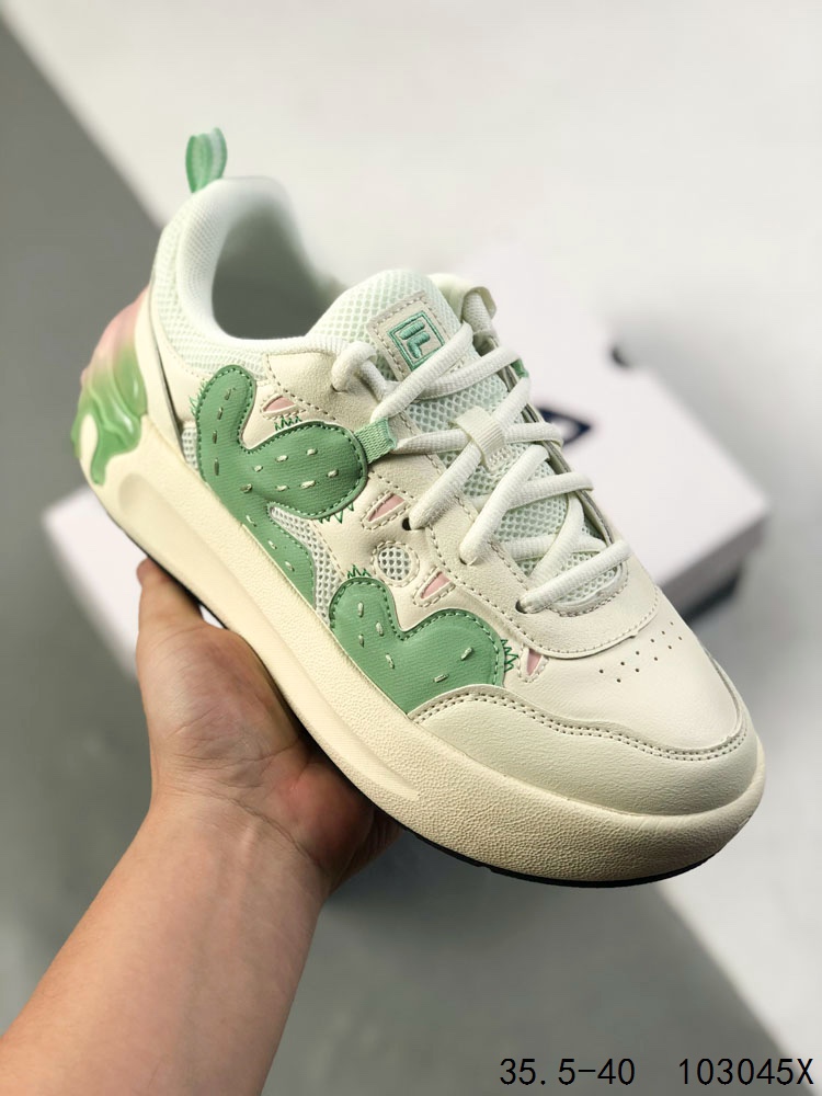 💰170
公司级✅FILA斐乐 CACTI 仙掌鞋 时尚简约百搭舒适 轻便透气 低帮休闲板鞋
鞋面的灵感来源于仙人掌 渐变TPU鞋底 生动可爱 中底搭载PIUMAX轻舒科技 脚感轻质软弹 久穿不累
货号:F12W531208FBA
尺码:35.5 36 36.5 37.5 38 38.5 39 40
ID:103045X