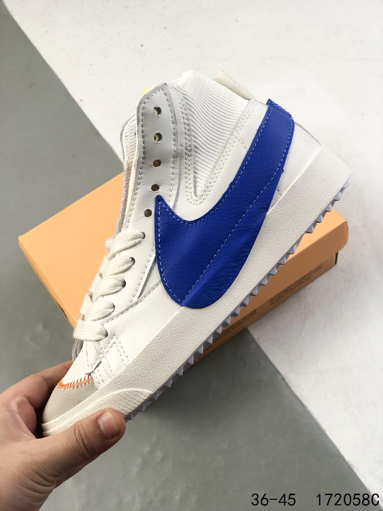 💰110
耐克 NIKE Blazer mid vintage开拓者 高帮男女子运动板鞋 厚底增高休闲鞋。采用轻盈利落设计,焕新演绎经典鞋款。该鞋款带来舒适足底体验,结合鞋侧壁加固设计,缔造舒适感受。皮革鞋面适合日常穿着,柔软非凡,硫化结构将外底与鞋面巧妙熔接,打造出众柔韧灵活性和复古风格。硬质橡胶外底融入人字形底纹,铸就非凡抓地力,彰显经典风范。加垫鞋口,一体式鞋头护条。
尺码:如图
ID:172058C