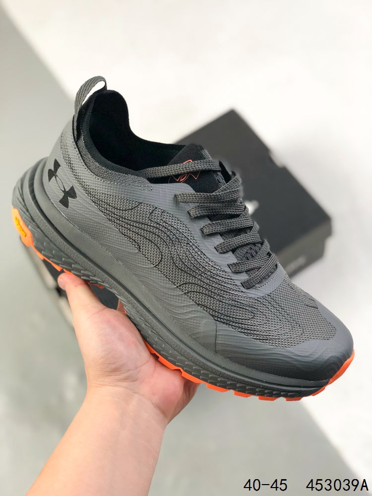 💰170
公司级✅Under Armour 轻便缓震 舒适百搭Vibram大底 安德玛 低帮越野跑鞋
货号:5338040
尺码:40-45
编码：453039A