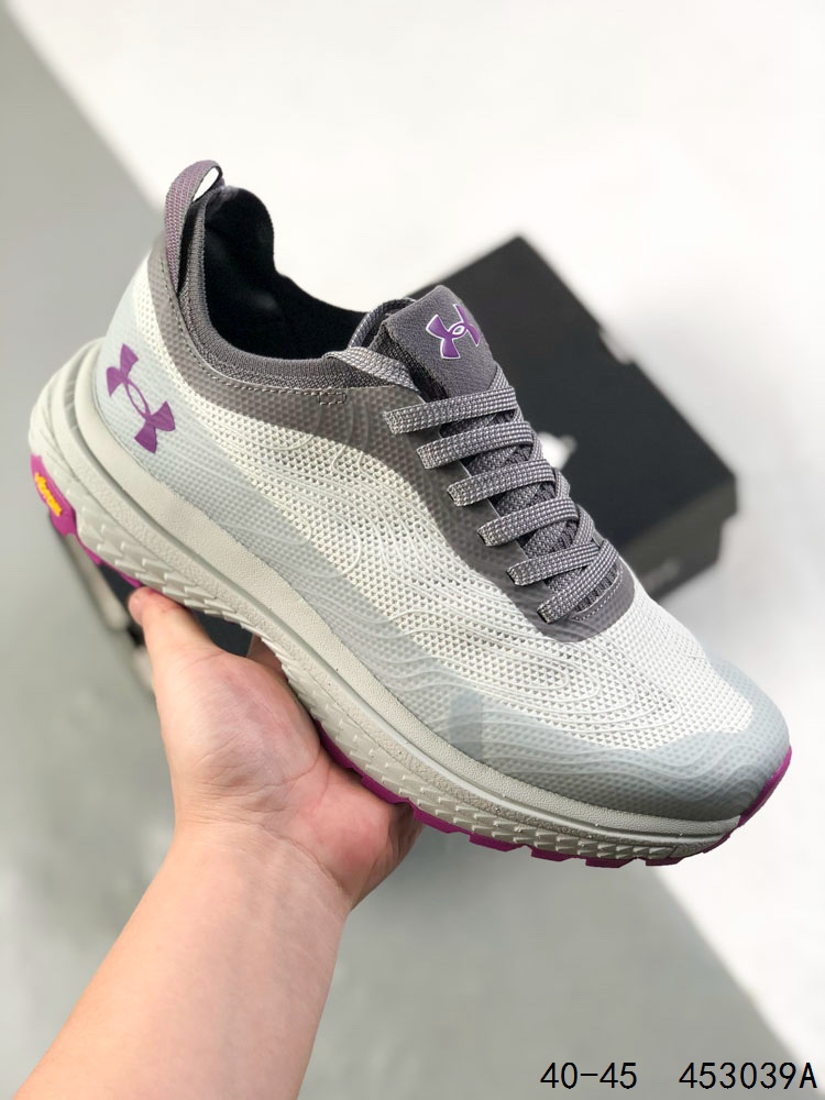 💰170
公司级✅Under Armour 轻便缓震 舒适百搭Vibram大底 安德玛 低帮越野跑鞋
货号:5338040
尺码:40-45
编码：453039A