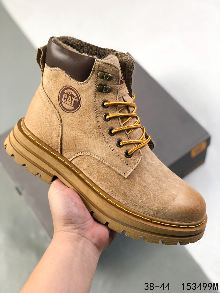 💰190
CAT FOOTWEAR/ CAT 卡特工装 高帮休闲复古潮鞋系列 新款潮鞋 专治各种不帅 鞋身轻便 舒适性相当不错 ⚠#头层小牛皮 橡胶大底 上身随意搭配 百看不厌 
尺码：如图
ID:153499M