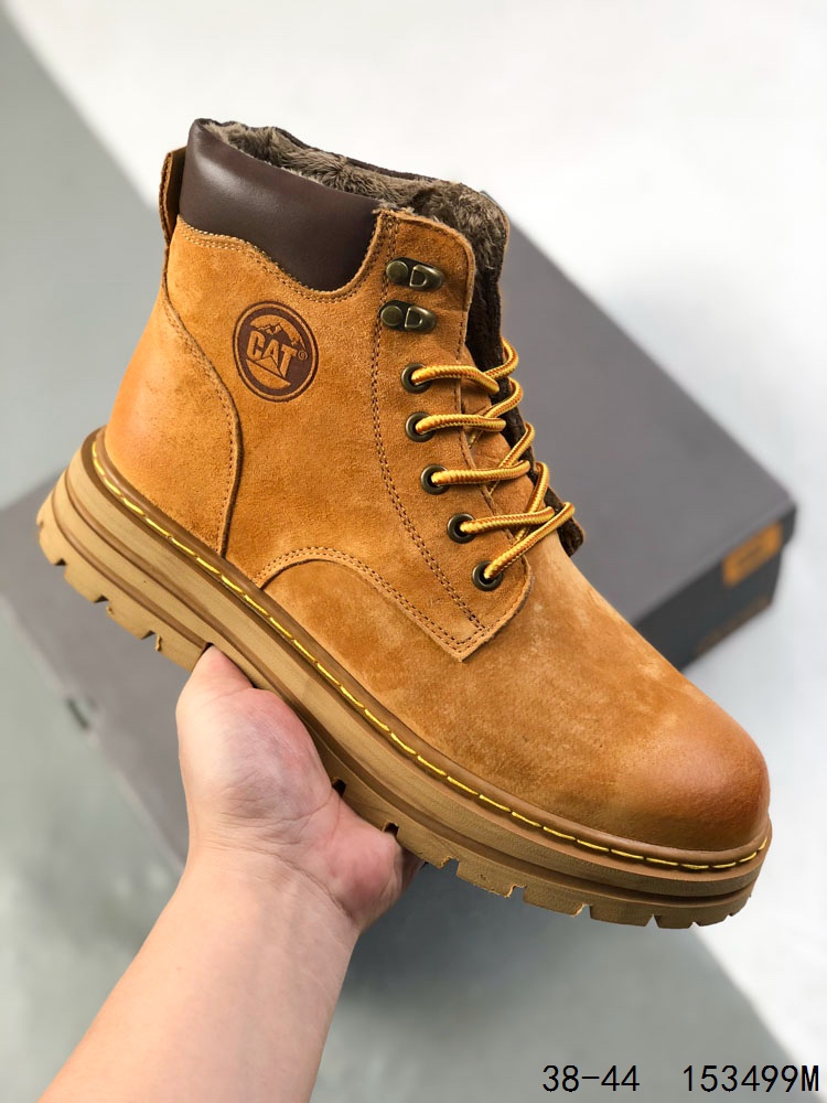 💰190
CAT FOOTWEAR/ CAT 卡特工装 高帮休闲复古潮鞋系列 新款潮鞋 专治各种不帅 鞋身轻便 舒适性相当不错 ⚠#头层小牛皮 橡胶大底 上身随意搭配 百看不厌 
尺码：如图
ID:153499M