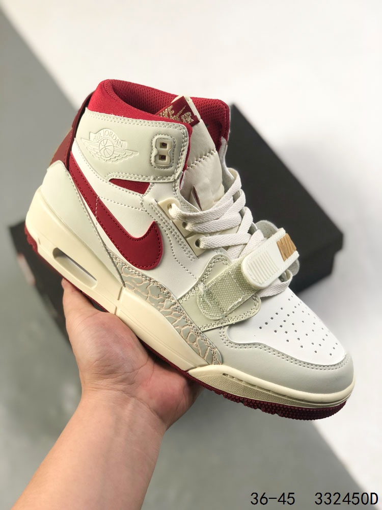 真标带半码! 乔丹一代 高帮 气垫 Air Jordan Legacy 312 LOW 乔丹联名 号称 “最强三合一” 的 Jordan Legacy 312,自然有着杂交结合的设计,它的名字就展现出它所包含的鞋款元素,312 分别对应了 Air Jordan 3、Air Jordan 1 和 Air Trainer 2,将这三双经典又有不俗人气的鞋款融合,“最强三合一” 的名称由此得来 ID:332450D