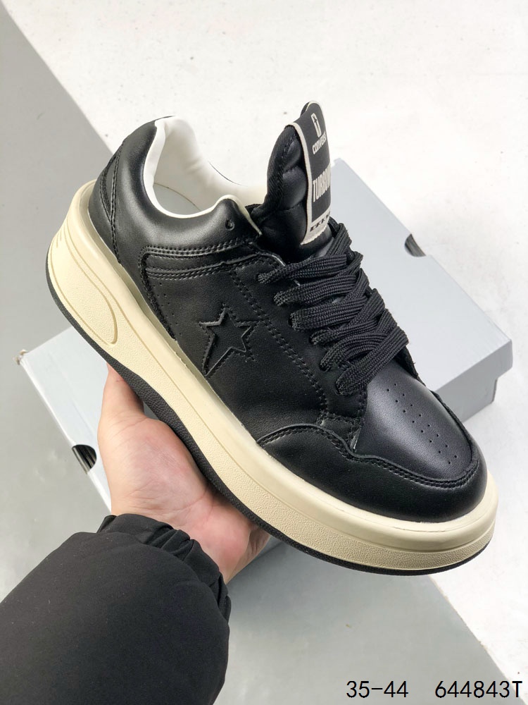 公司级✅匡威/CONVERSE 匡威低帮板鞋黑 暗黑朋克摇滚美学融合,以80 年代的经典篮球鞋 Weapon 为灵感❗重磅联乘瑞克·欧文斯Rick Owens支线品牌DRKSHDW x Converse TURBODRK Chuck 70 Mid TURBOWPN”Sail Cloud Cream“摩登厚底系列低帮松糕真皮休闲运动板鞋. 货号:A12062C 码数:如图 编码:644843T