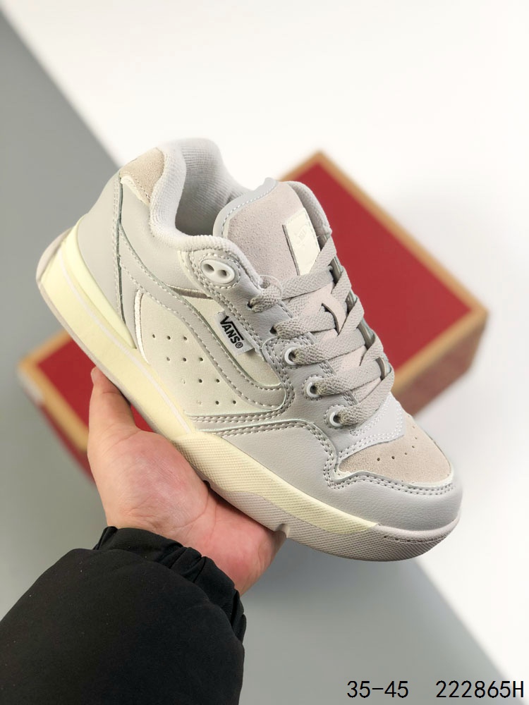 🈴️2⃣️ 💰160
硫化真标带半码!
VANS 万斯 Old Skool 时尚低帮百搭 耐磨防滑 硫化底帆布鞋
ID:222865H