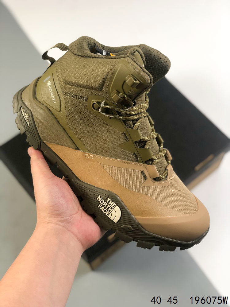 🈴️ 💰320
【公司级】THE NORTH FACE北面男鞋25春夏户外轻便透气舒适防滑休闲营地鞋板鞋 毛毛虫 复古百搭厚底增高运动板鞋 轻巧、柔软、温暖、灵活。居家室内一脚蹬休闲面包鞋采用尼龙帆布鞋面材质#外置轻量PU鞋底❗毛毛虫鞋的设计灵感来源于其独特的外观，鞋身采用柔软的材料，提供极佳的舒适度。鞋底设计考虑了抓地力，适合各种户外活动。此外，该鞋还具有良好的透气性，即使在长时间穿着下也能保持脚部干爽‌‌。
码数：40-45
ID：196075W