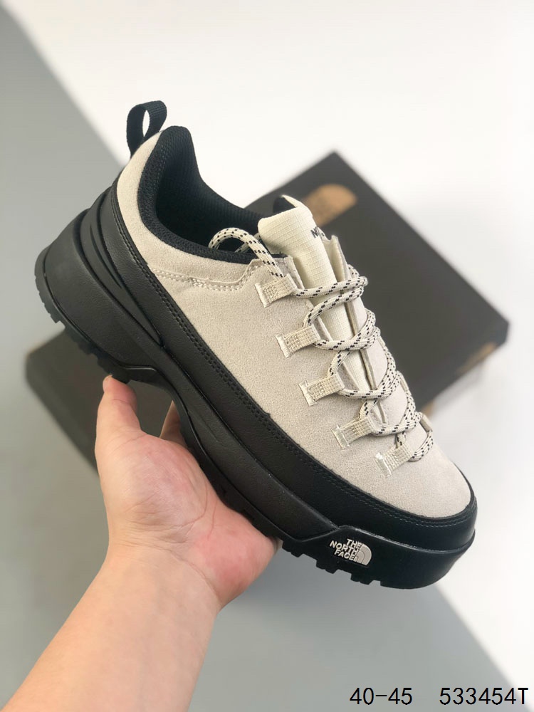 💰190
【公司级】THE NORTH FACE北面男鞋25春夏户外轻便透气舒适防滑休闲营地鞋板鞋 毛毛虫 复古百搭厚底增高运动板鞋 轻巧、柔软、温暖、灵活。居家室内一脚蹬休闲面包鞋采用尼龙帆布鞋面材质#外置轻量PU鞋底❗毛毛虫鞋的设计灵感来源于其独特的外观，鞋身采用柔软的材料，提供极佳的舒适度。鞋底设计考虑了抓地力，适合各种户外活动。此外，该鞋还具有良好的透气性，即使在长时间穿着下也能保持脚部干爽‌‌。
码数：39145
ID：533454T