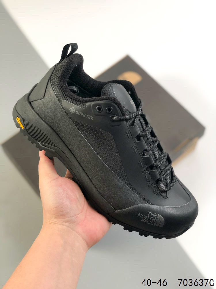 💰200
【公司级】THE NORTH FACE北面男鞋25春夏户外轻便透气舒适防滑休闲营地鞋板鞋 毛毛虫 复古百搭厚底增高运动板鞋 轻巧、柔软、温暖、灵活。居家室内一脚蹬休闲面包鞋采用尼龙帆布鞋面材质#外置轻量PU鞋底❗毛毛虫鞋的设计灵感来源于其独特的外观,鞋身采用柔软的材料,提供极佳的舒适度。鞋底设计考虑了抓地力,适合各种户外活动。此外,该鞋还具有良好的透气性,即使在长时间穿着下也能保持脚部干爽。
码数:40-46
ID:703637G