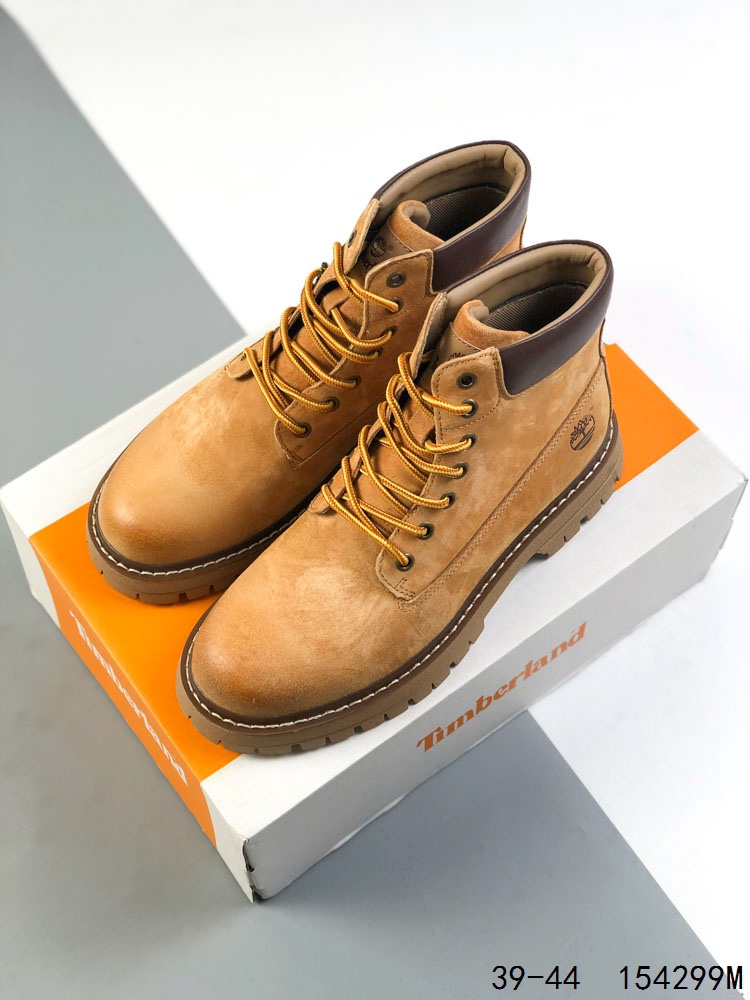 💰230
Timberland添柏岚/天伯伦 中高帮户外休闲鞋 历年超级热销款 英伦复古工装低帮男鞋 原盒原包装 搭配防臭防腐高弹力鞋垫，给您完美的穿着体验，质量考究耐穿，型男必备，专治不帅，高品质脚感一流！
尺码：如图
ID：154299M