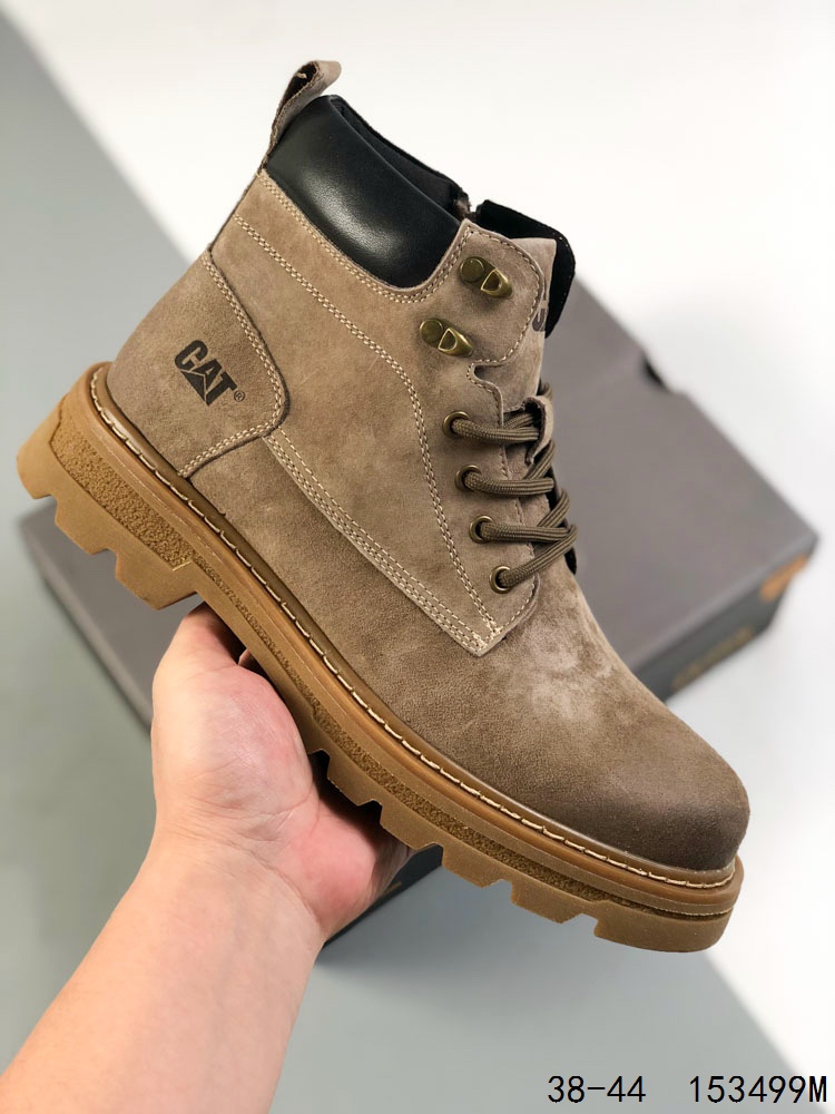 🈴️ 💰190
CAT FOOTWEAR/ CAT 卡特工装 高帮休闲复古潮鞋系列 新款潮鞋 专治各种不帅 鞋身轻便 舒适性相当不错 ⚠#头层小牛皮 橡胶大底 上身随意搭配 百看不厌
尺码:如图
ID:153499M