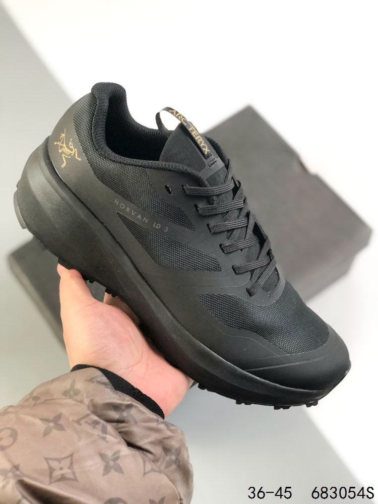 🈴️ 💰170
公司级!Arcteryx KONSEAL LT W 始祖鸟 户外运动跑步鞋
此款鞋采用近几年比较流行的版型设计,外观时尚大气,鞋底采用耐磨的材质,穿上它,让您在平时生活和工作中都会感觉到舒适的体验
ID:683054S