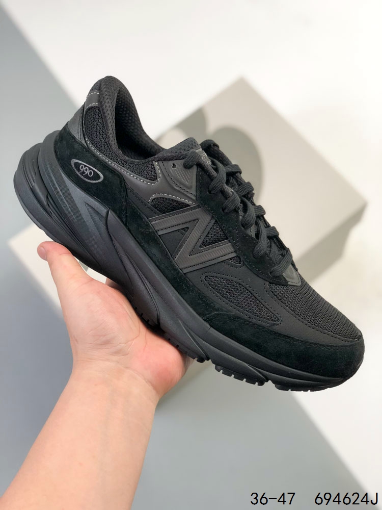 ️ 公司级带半码! 新百伦NB990 V4 New Balance NB990系列 高端美产复古休闲跑步鞋 采用台产猪巴革及透气网眼材质 搭载全新碳素中底 后跟透明TPU水晶装饰条稳固 ID:694624J