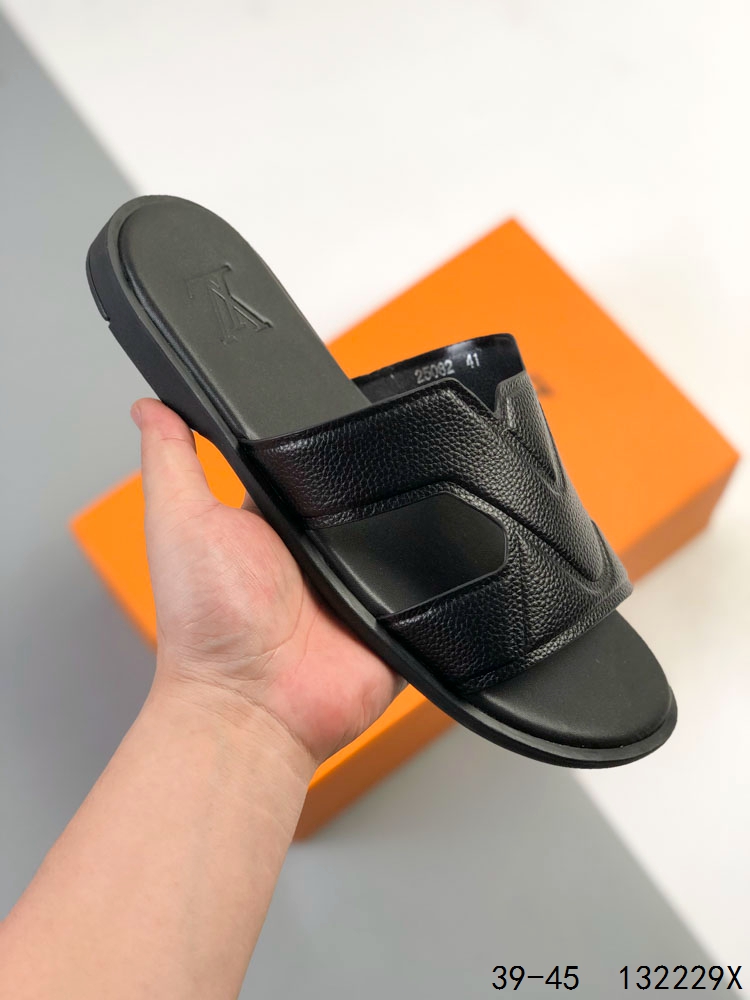 Louis Vuitton 路易威登 LV 古驰 GUCCI 夏季经典休闲拖鞋 ID:132229X