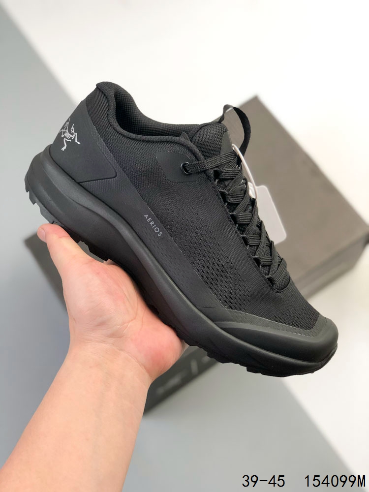 ️ 公司级!Arcteryx KONSEAL SYLAN M始祖鸟 低帮户外运动跑步鞋 此款鞋采用近几年比较流行的版型设计,外观时尚大气,鞋底采用耐磨的材质,穿上它,让您在平时生活和工作中都会感觉到舒适的体验 ID:154099M