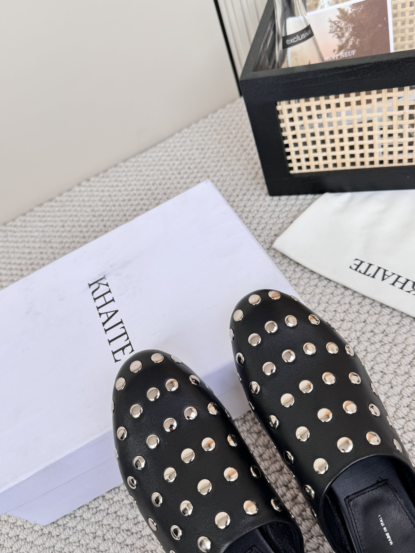 “Contemporary and Comfortable: Khaite’s Fresh Spring and Summer Collection” - 图片 8