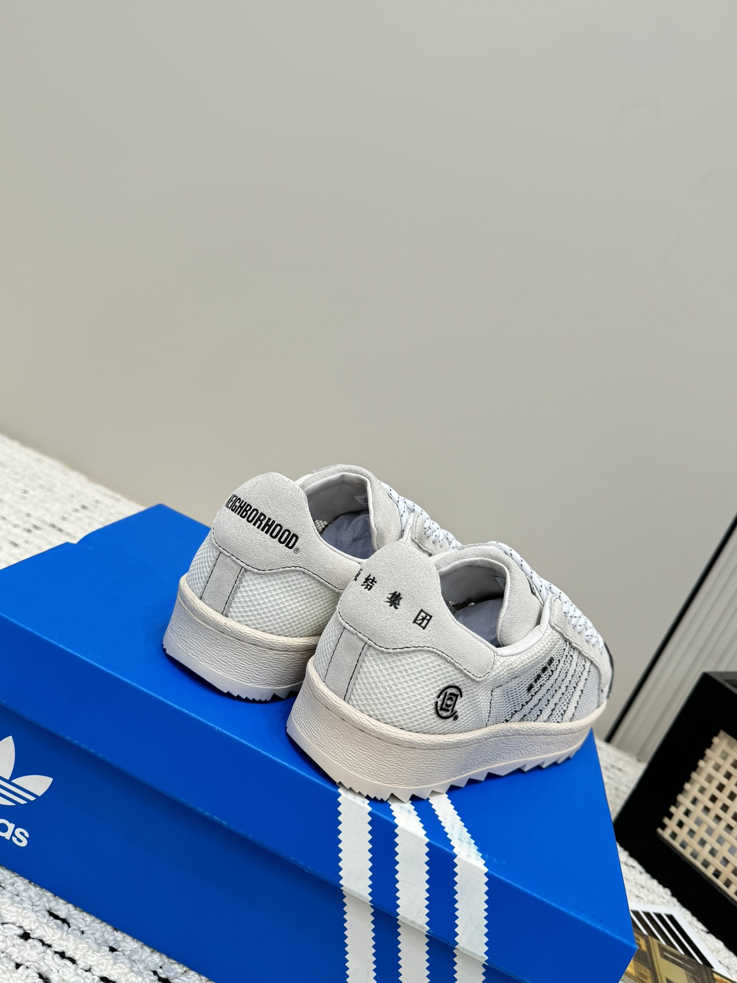 Adidas x NBHD Black Breath 2.0 Shellhead Sneakers: Modern Aesthetic with Original Elements - 图片 5