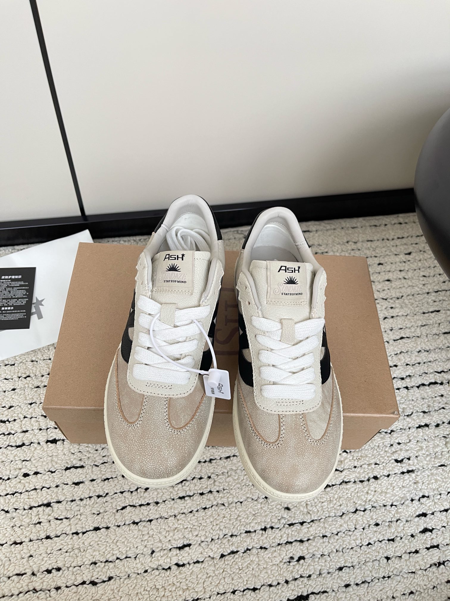 “750 ASH Ace 2024s: Comfortable White Sneakers with Premium Materials”