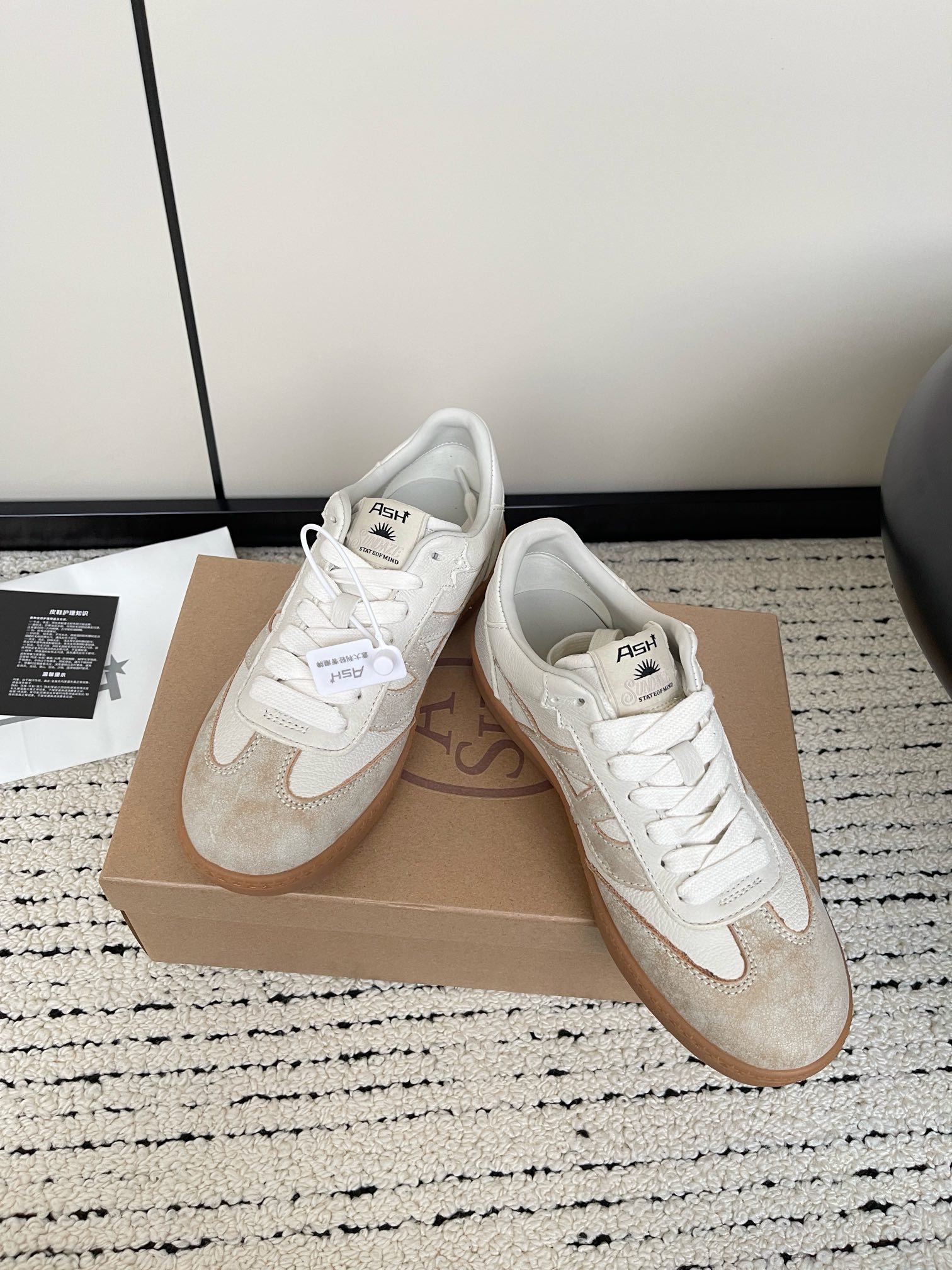 ASH Ace 2024s: Stylish White Sneakers with Comfortable Design and Premium Materials - 图片 2
