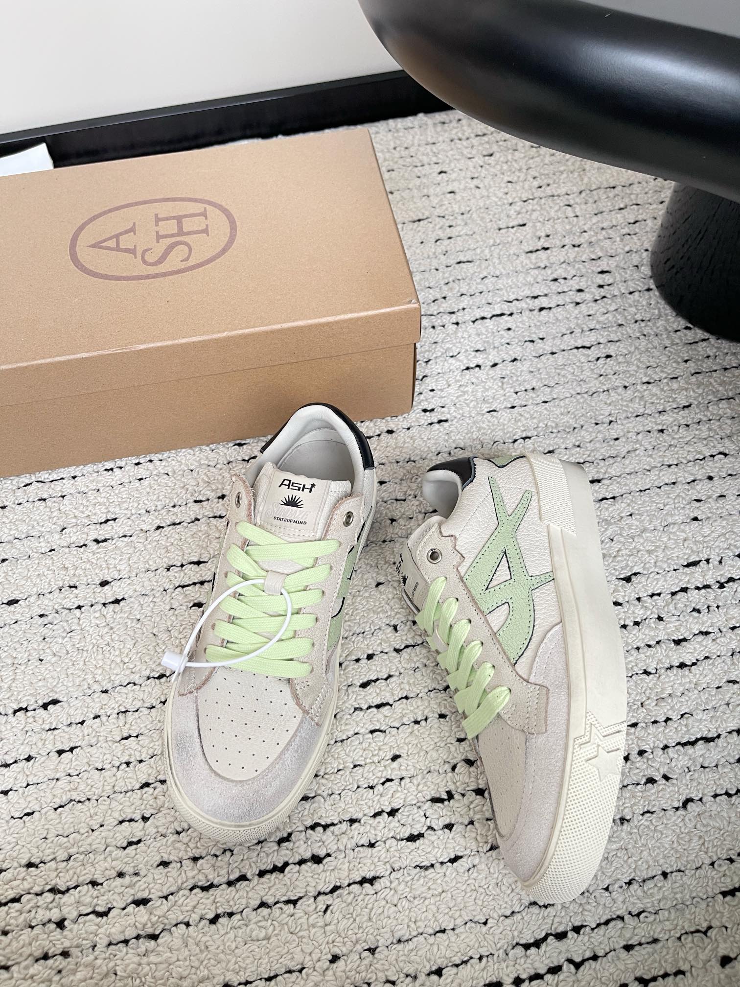 Moonlight Series Retro Sneakers: Stylish, Handmade, Original Design, High Quality Materials - 图片 6