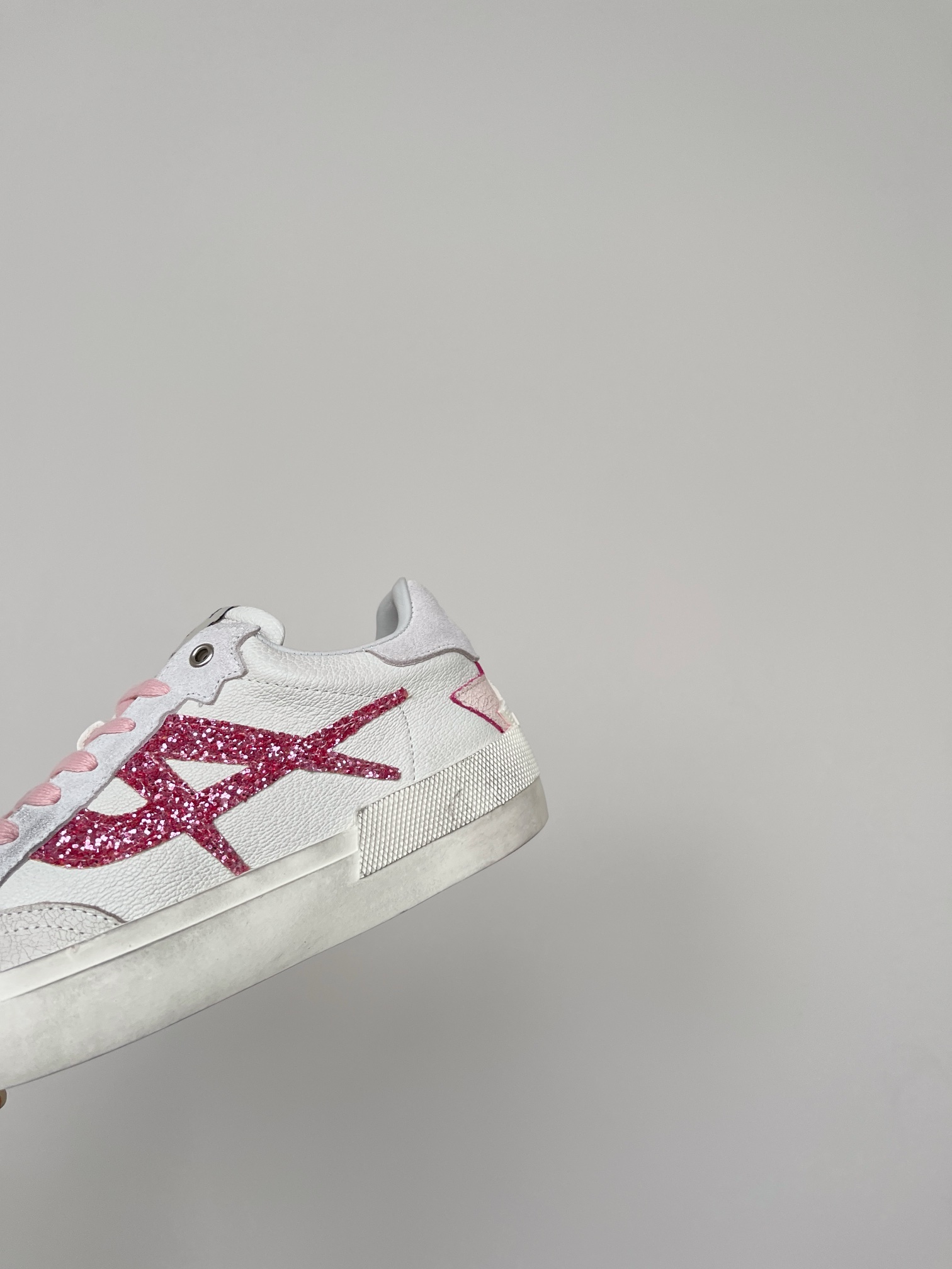 Moonlight Series: Retro Stars Sneakers in White with Original Details - 图片 8