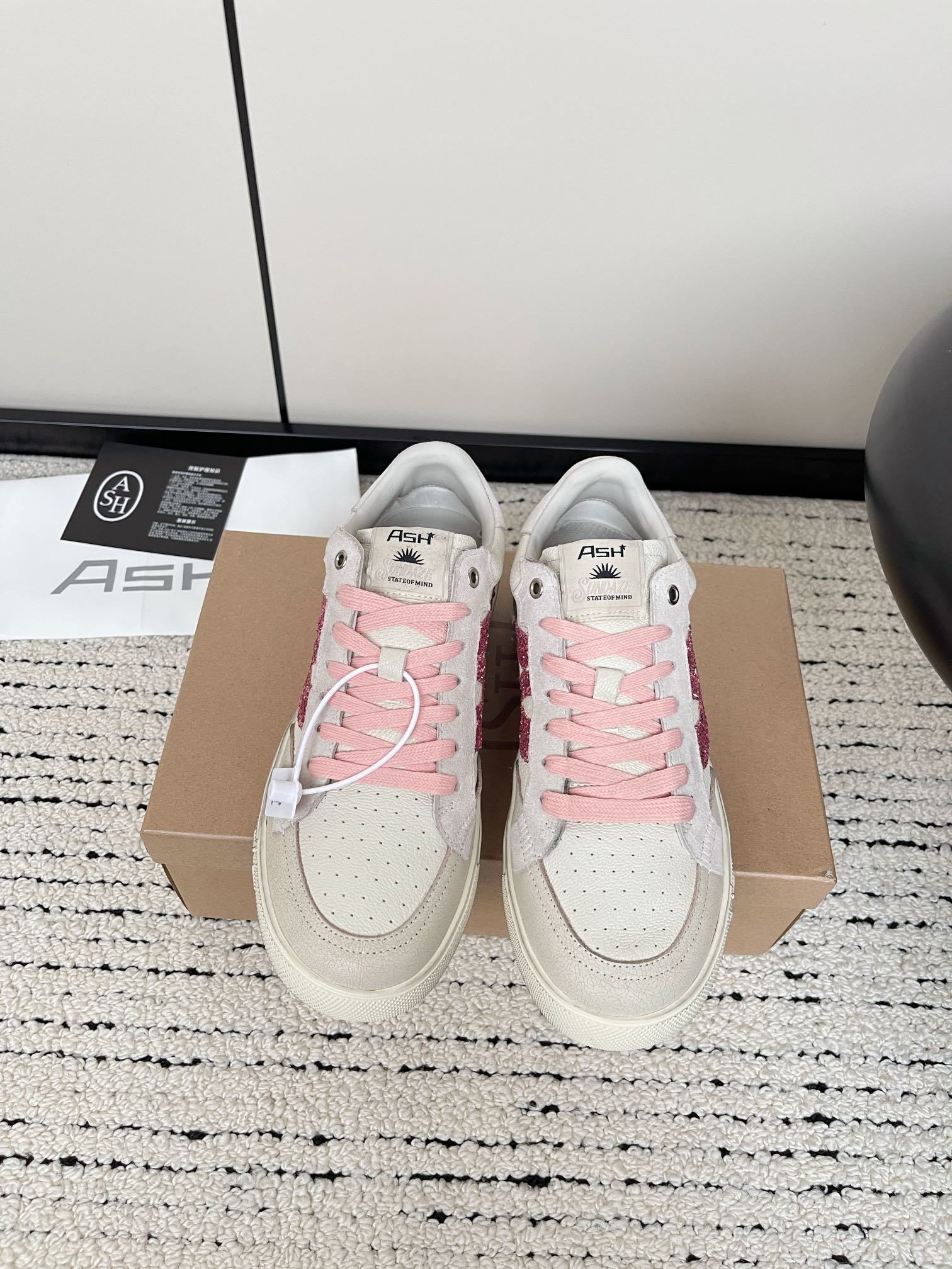 Moonlight Series: Retro Stars Sneakers in White with Original Details