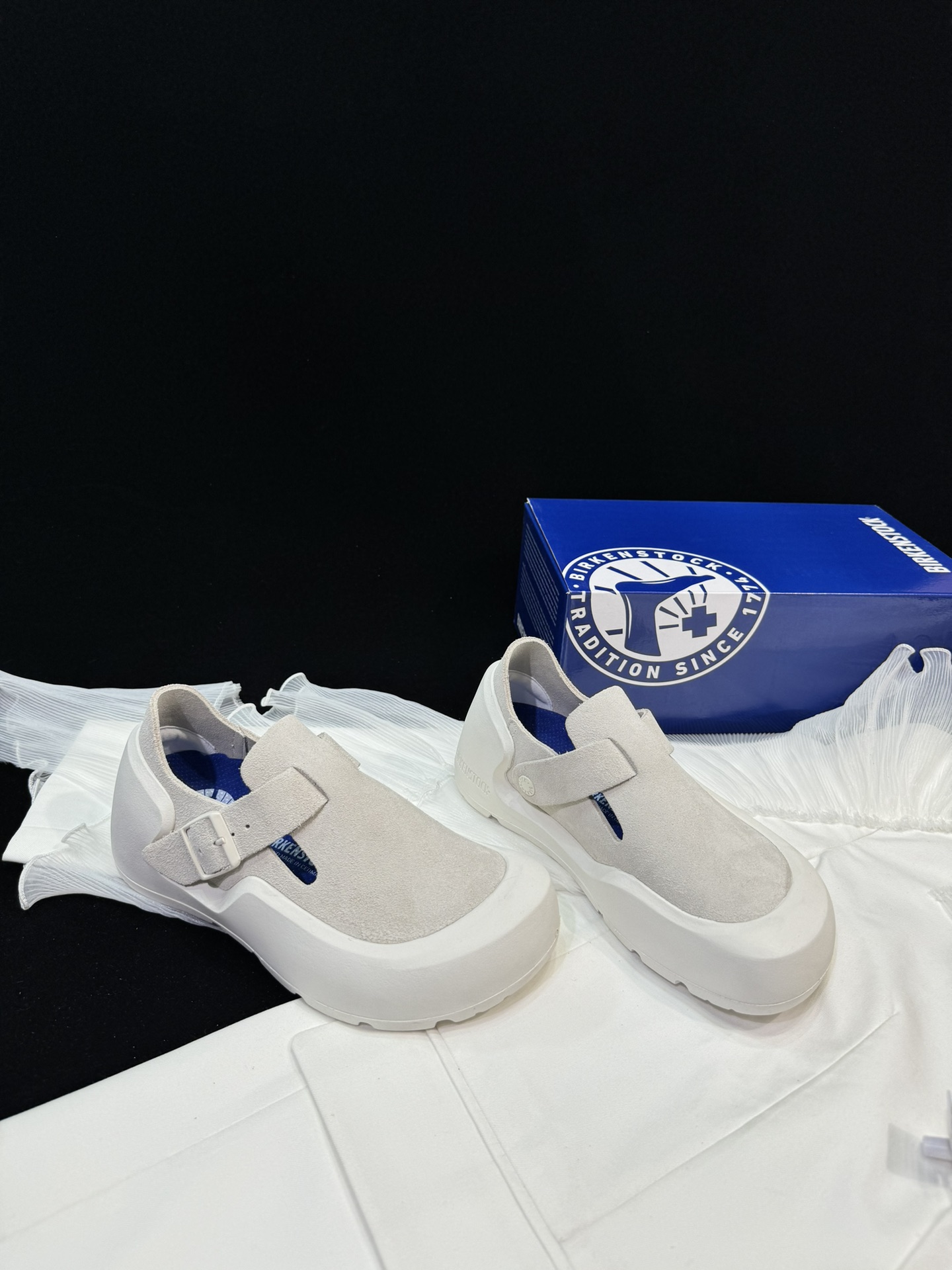 Birkenstock REYKJAVIK 24s: 600 Quilts, Classic Leather Shoes with Full-Protective Design - 图片 2