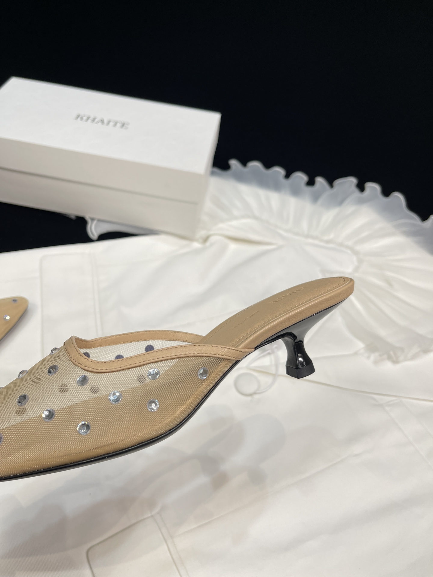 672 Khaite 24SS New Collection: Elegant Summer Shoes with Diamond Detail - 图片 9