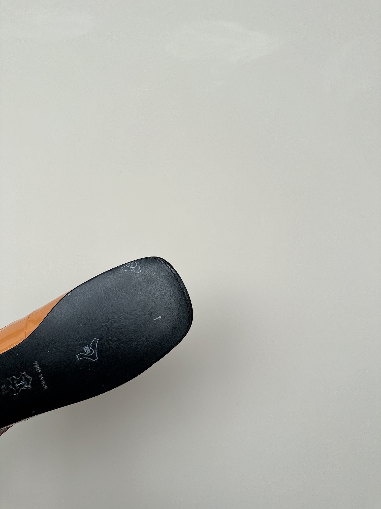 Tory Burch 2024 Shoe Collection: Sheepskin Ballet Flats with Real Leather Sole - 图片 9