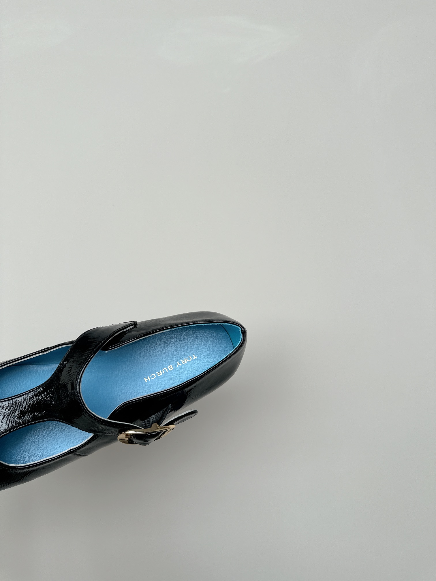 Tory Burch 2024 Shoe Collection: Ballet Flats in Sheepskin and Leather - 图片 8