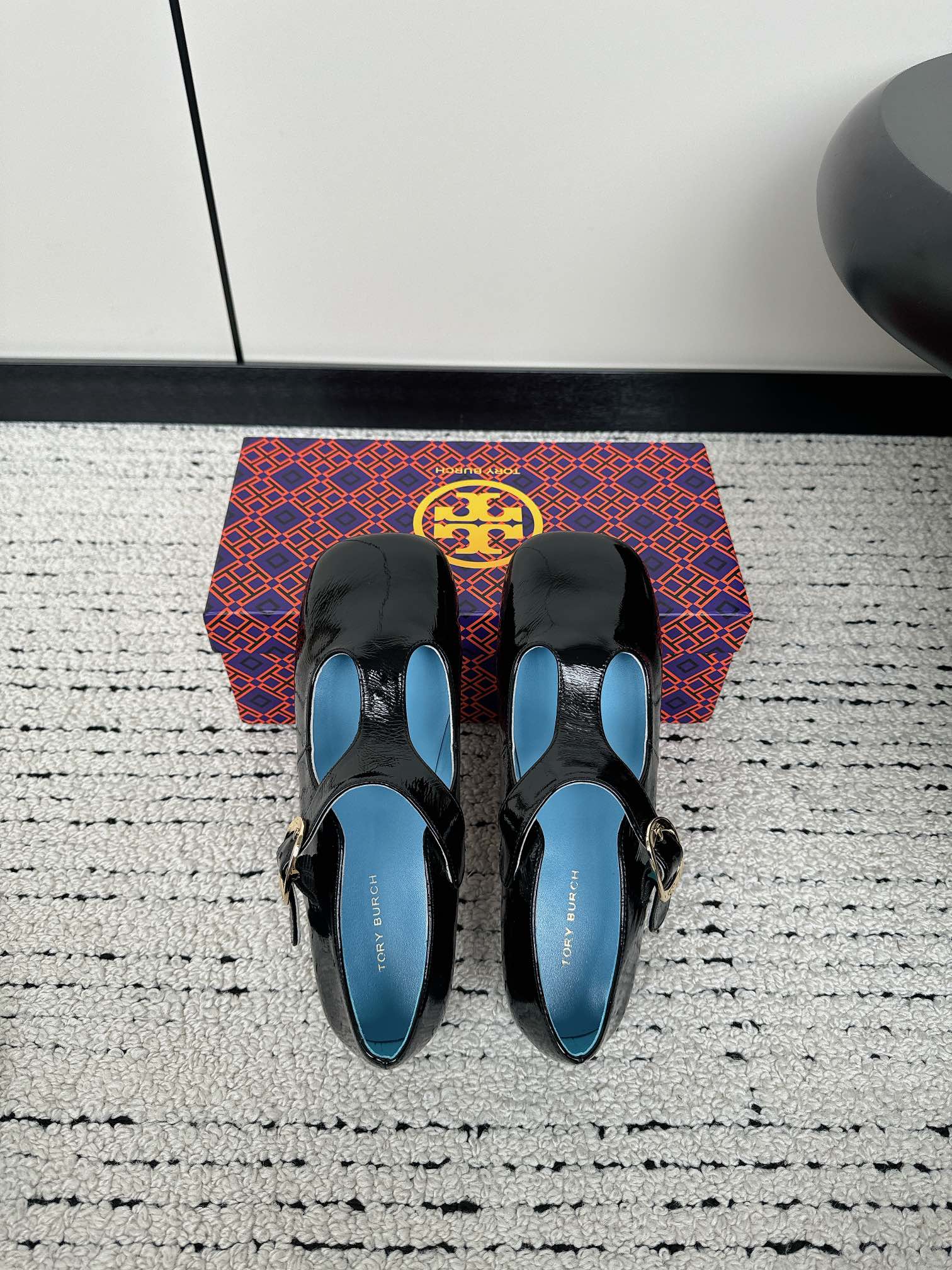 Tory Burch 2024 Shoe Collection: Ballet Flats in Sheepskin and Leather - 图片 6