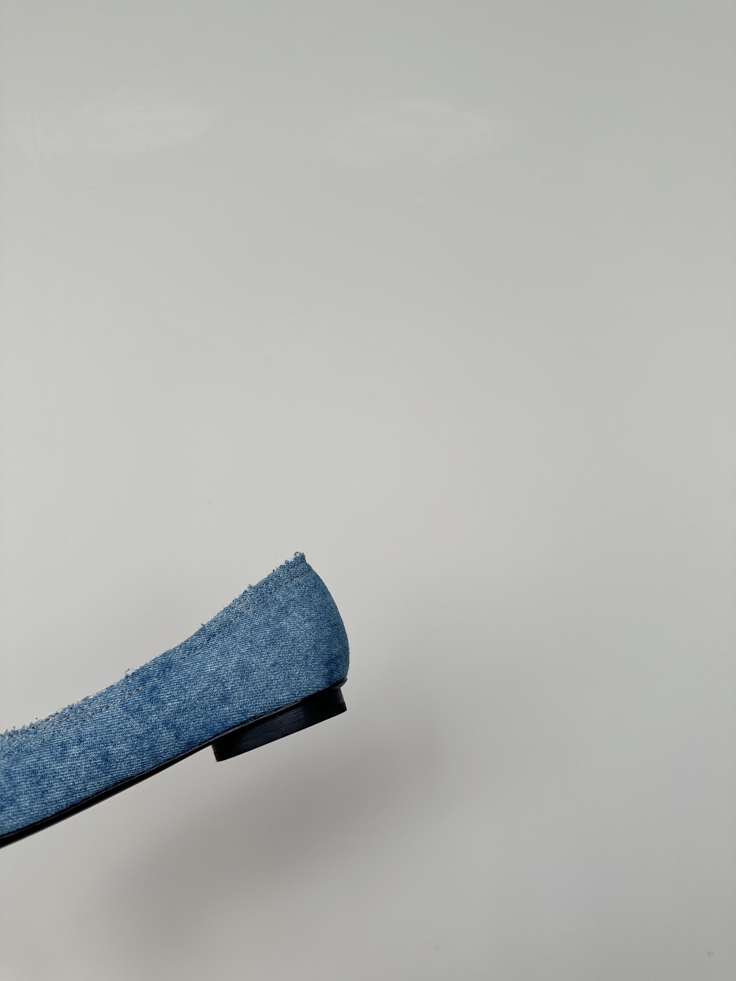 Trendy Diesel Clothing and Footwear for Spring and Summer - 图片 7