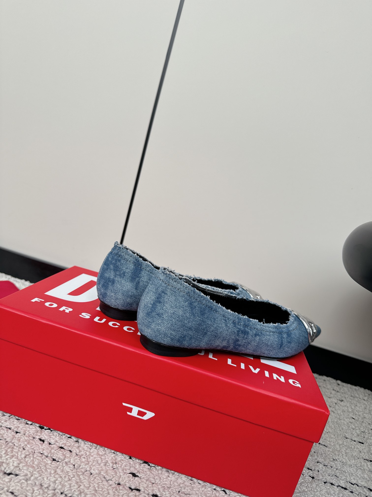 Trendy Diesel Clothing and Footwear for Spring and Summer - 图片 5