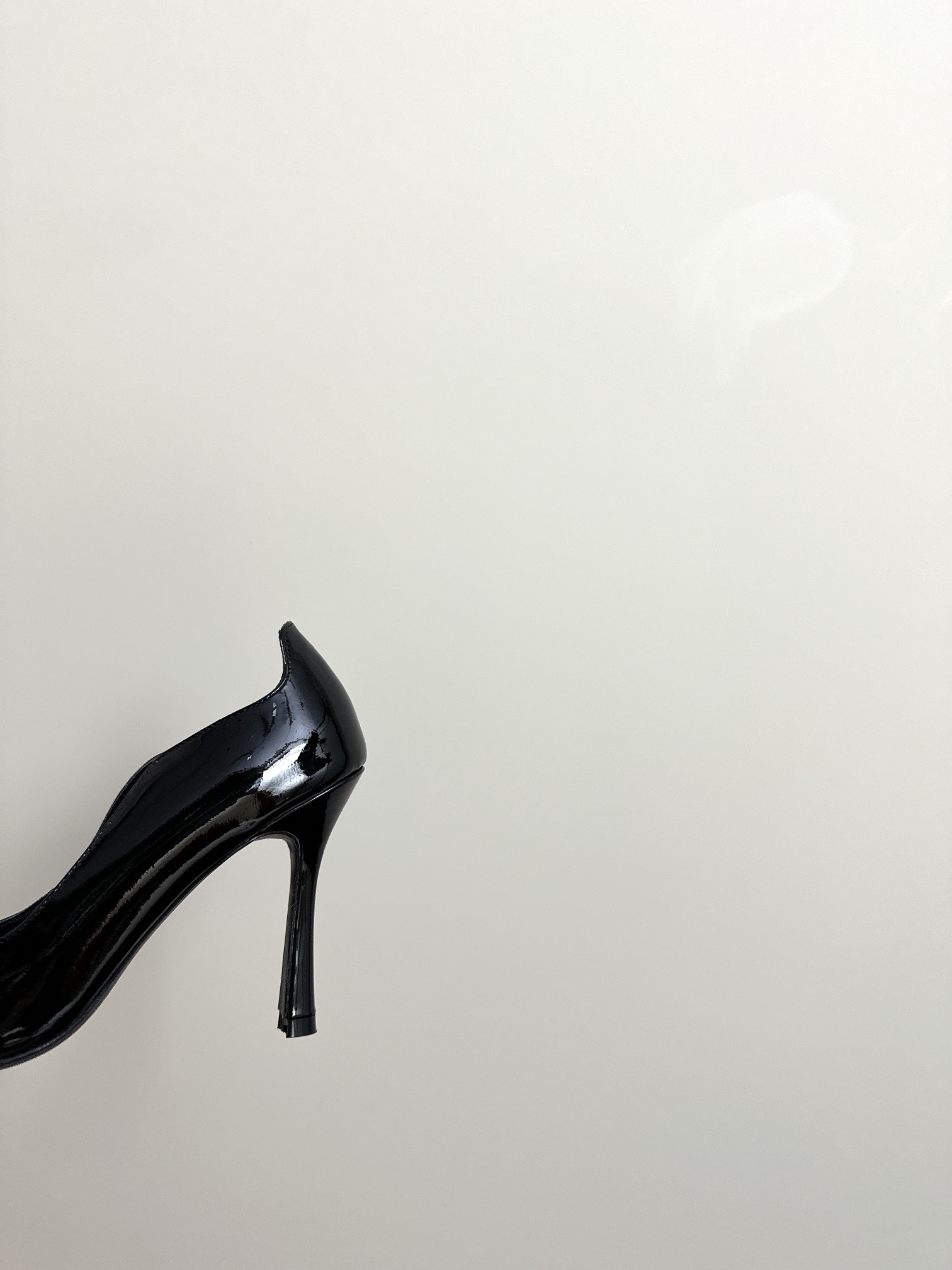 Fashion Icon: Elsa Schiaparelli’s Unique Shoe Designs - 图片 7
