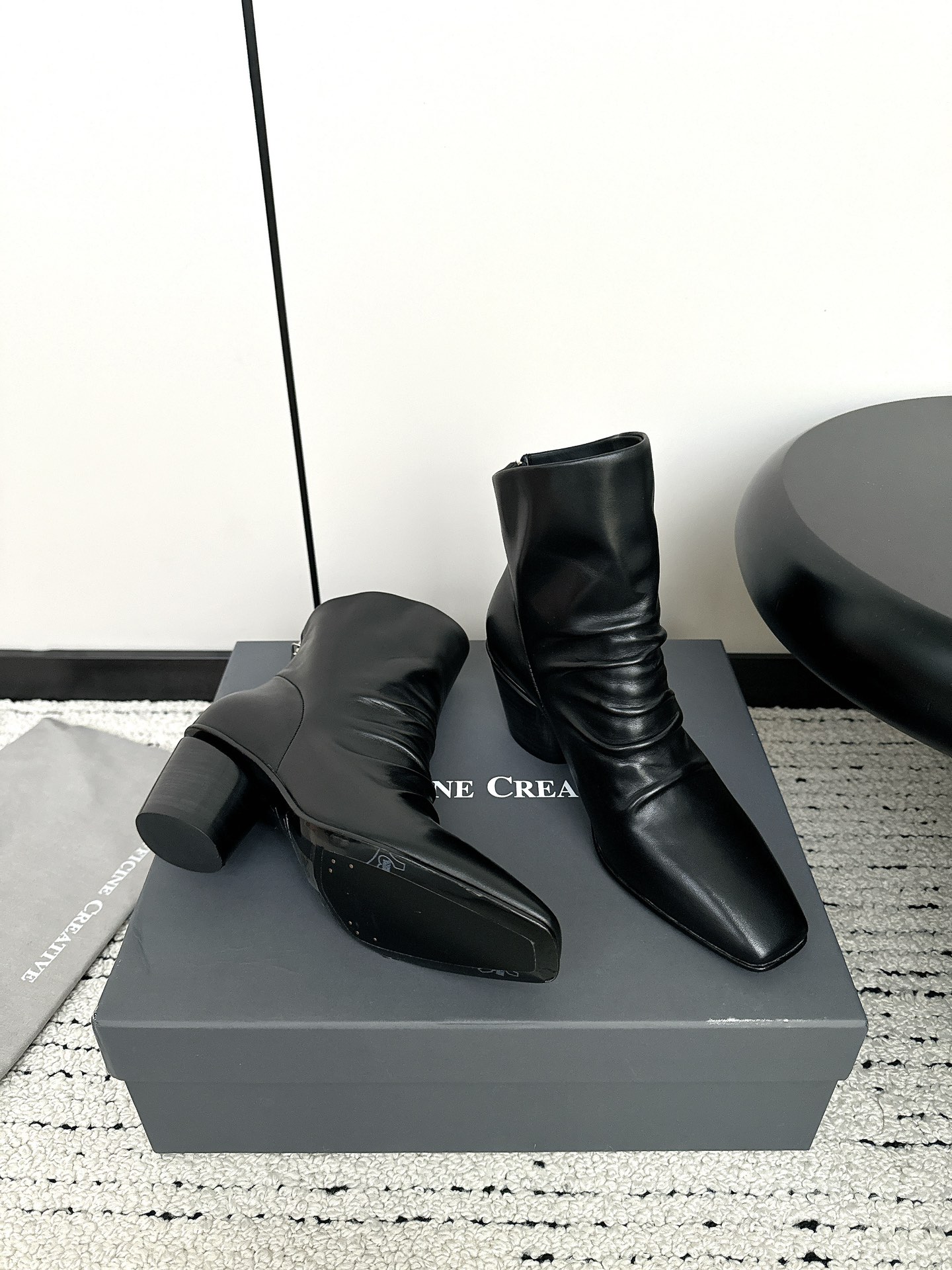 Officine Creative 24 Winter Handmade Short Boots: Cool Retro Style in Leather Suit - 图片 3