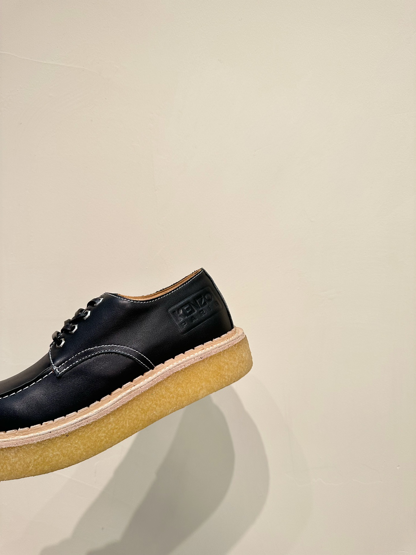 KENZO Leaf Shoes: Unisex Kangaroo Shoes with Thick Bottom Bands and Geisha-Inspired Design - 图片 8