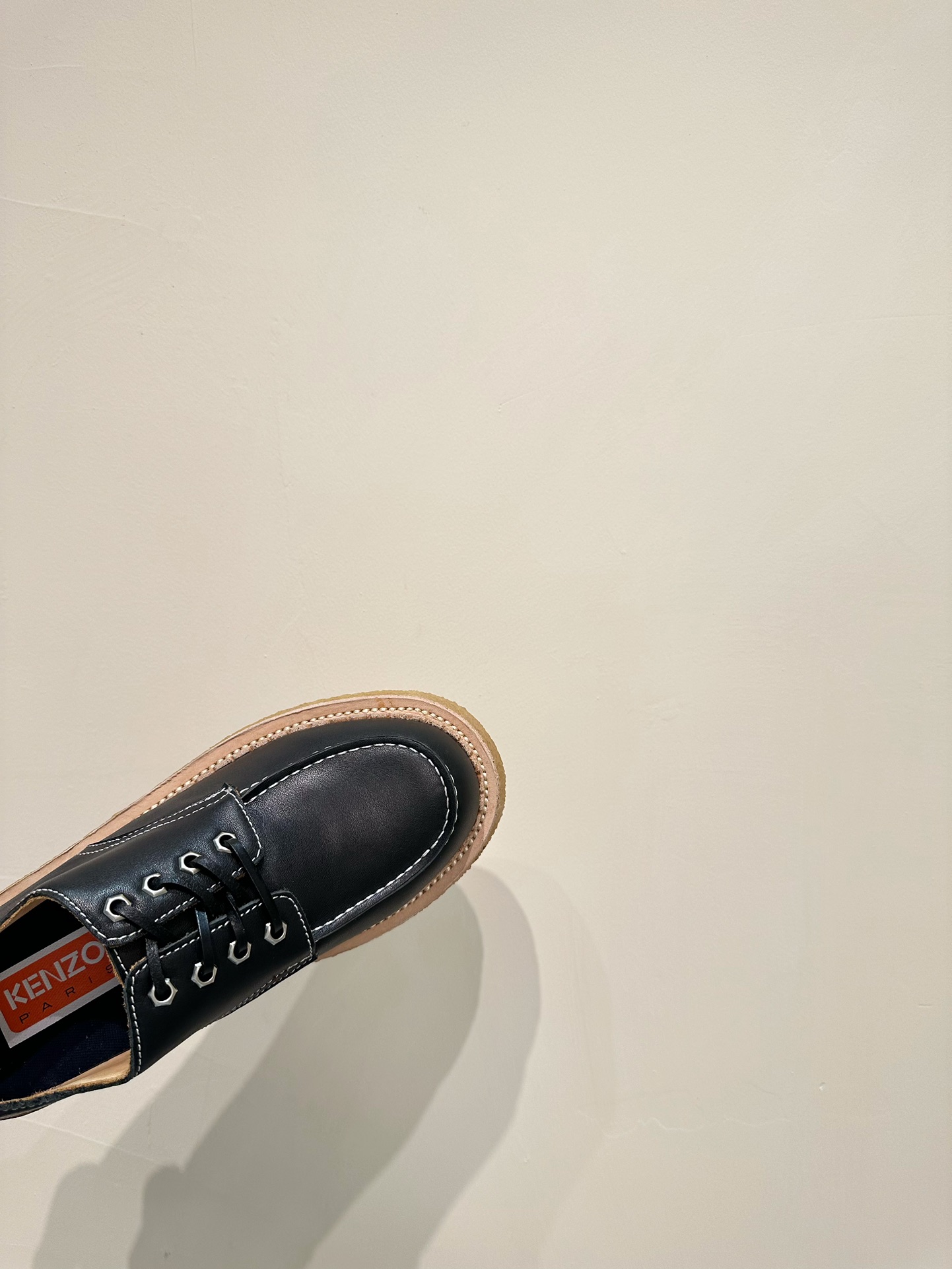 KENZO Leaf Shoes: Unisex Kangaroo Shoes with Thick Bottom Bands and Geisha-Inspired Design - 图片 7