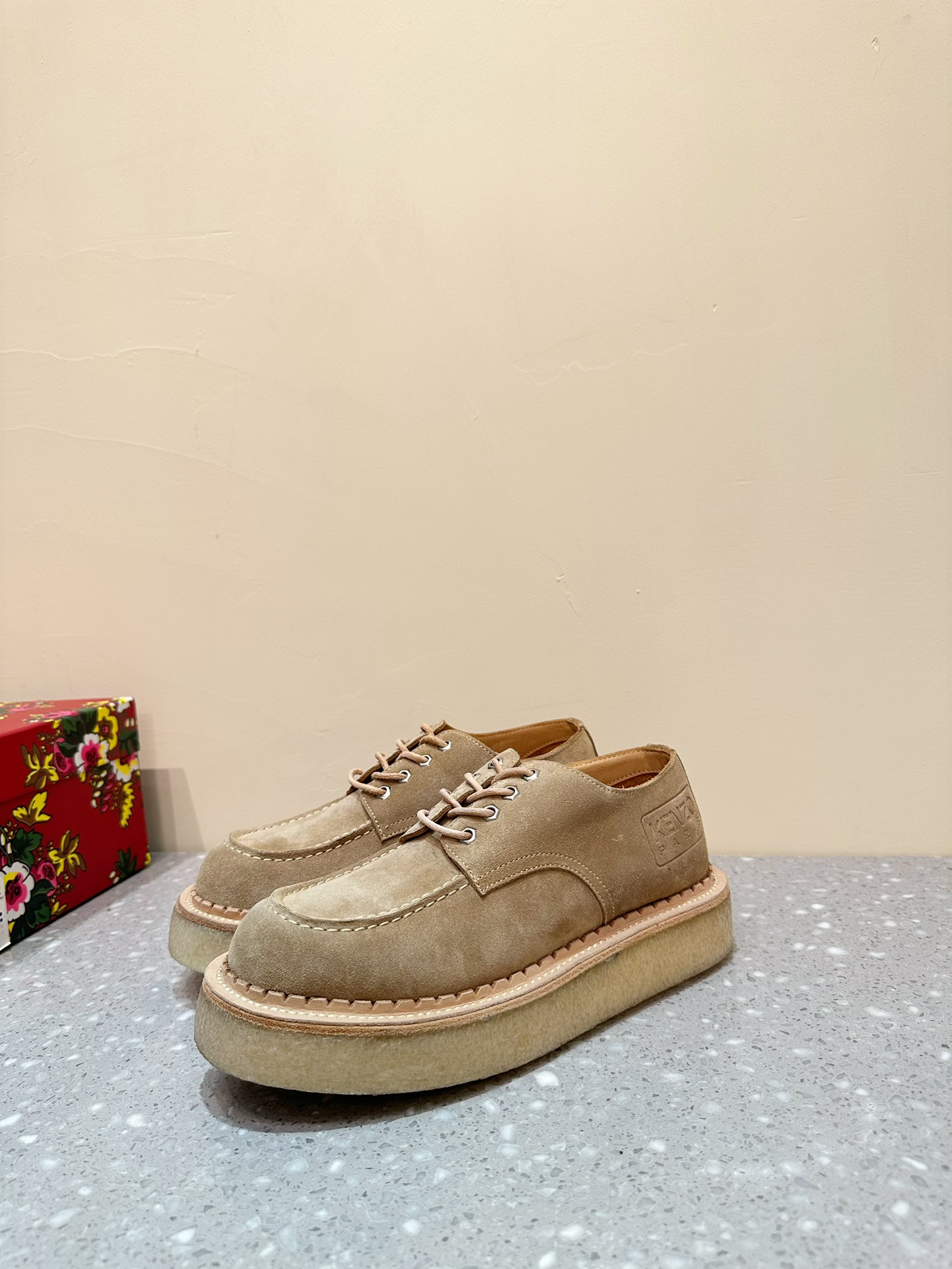KENZO Leaf Shoes: Unisex Kangaroo Leather Boots with Thick Bottoms for Leisure