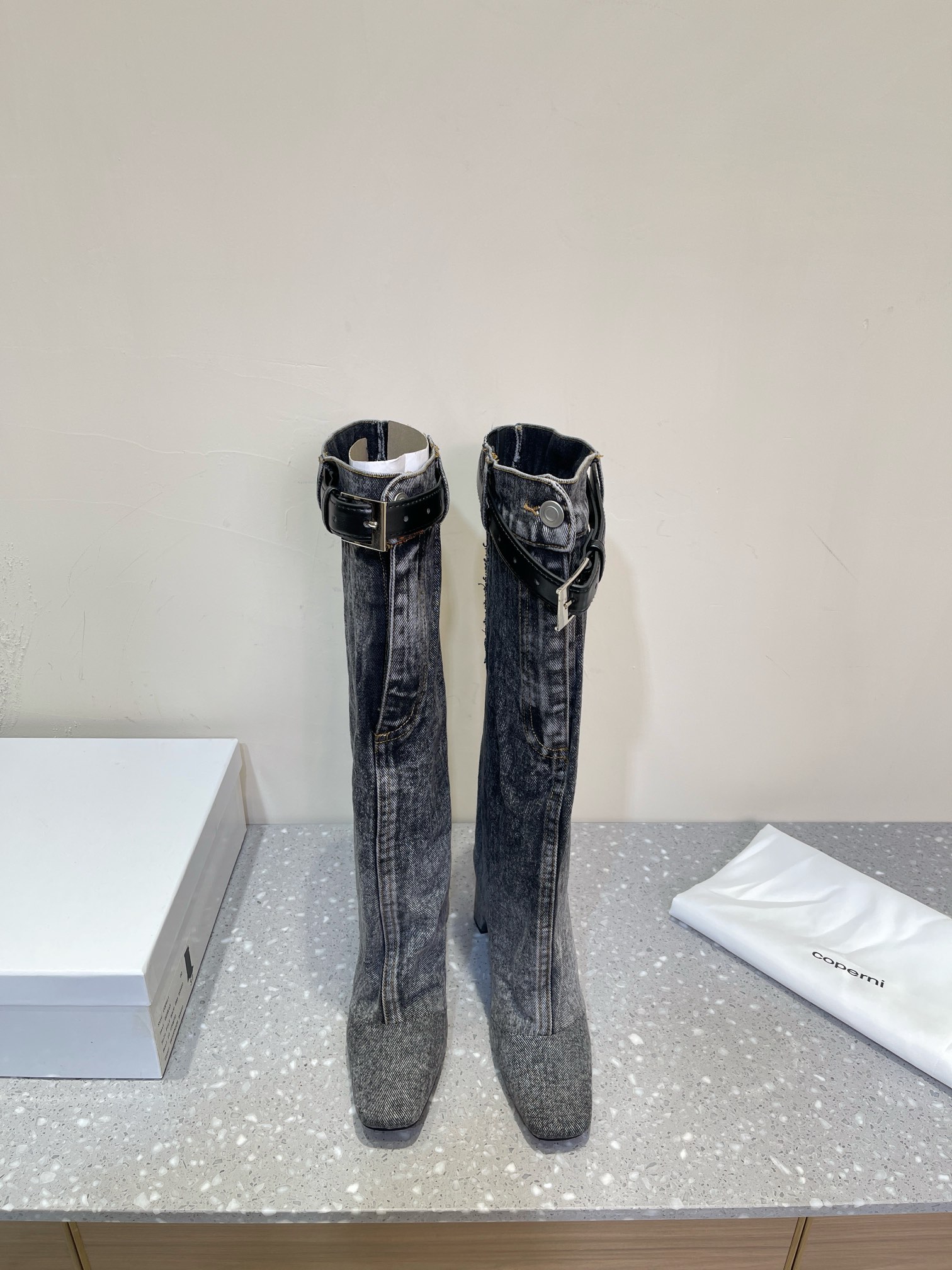 Stylish Coperni 23SS Horn Boots: Unique Design with Imported Calves and Water-Washed Jeans - 图片 2
