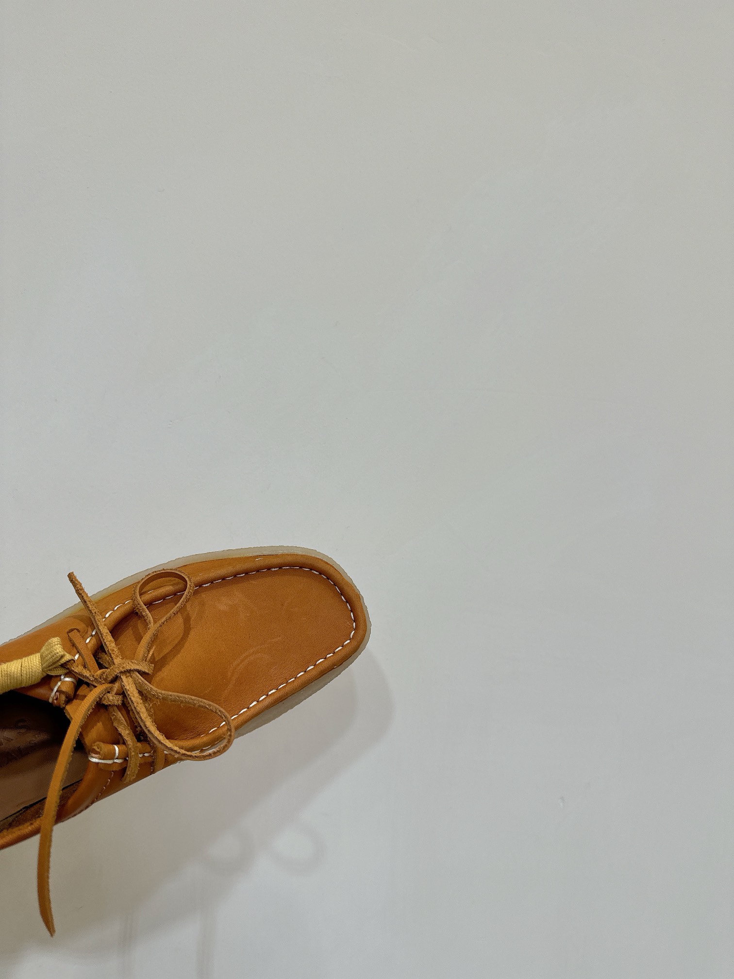 “Review: Clarks Kangaroo Shoes, Retro Style with Quality Materials and Global Appeal” - 图片 8
