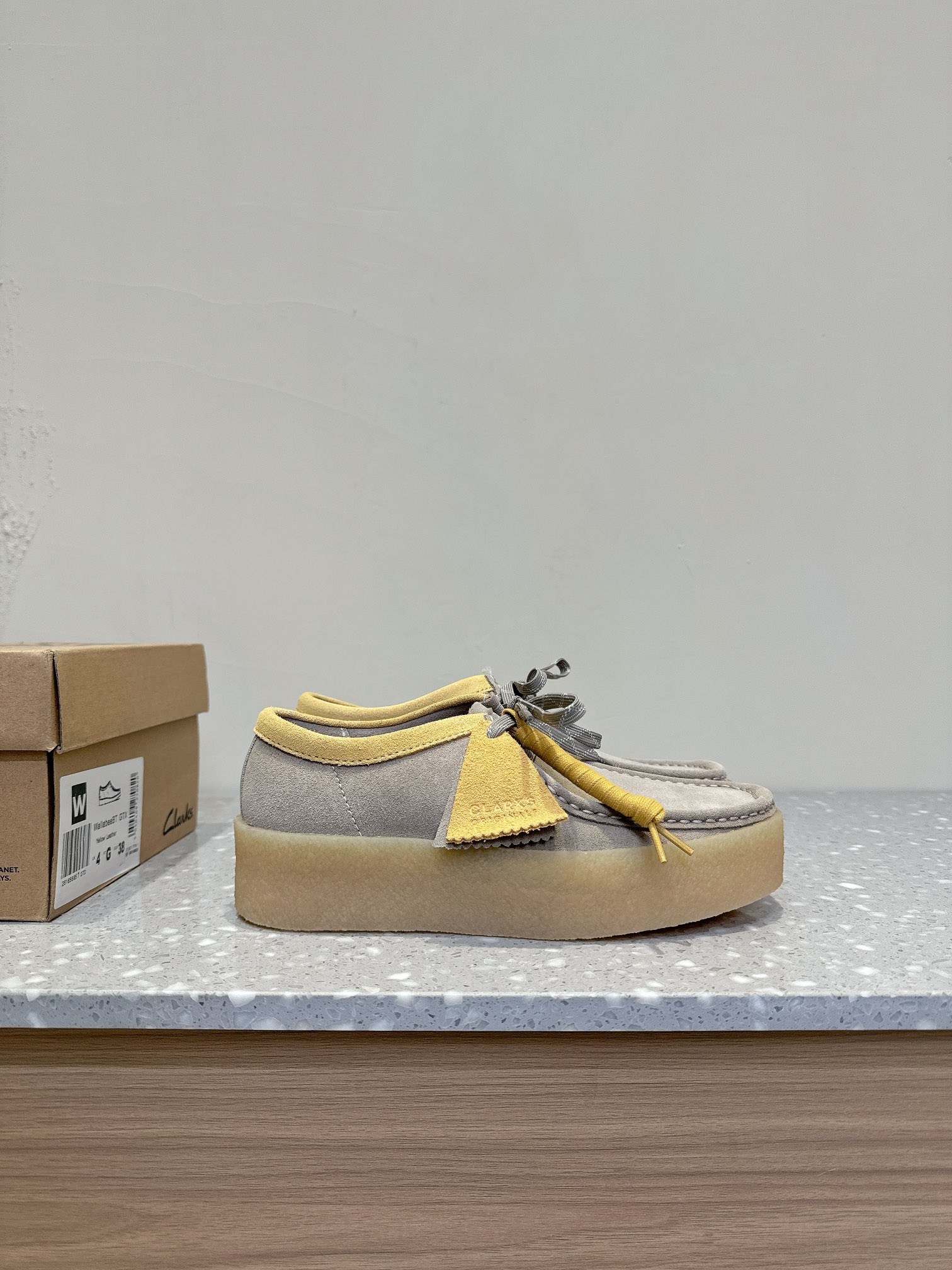 Trendy Kangaroo Shoes: Retro Style with Quality and Comfort - 图片 5