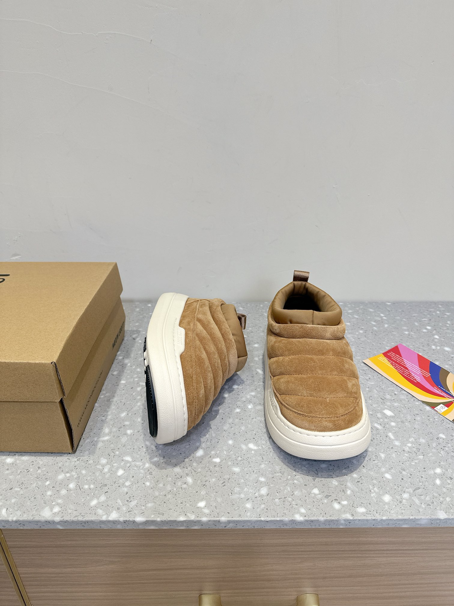 Moon Boot’s 24-Autumn PARK ICON Series: Stylish Snow Boots with Unique Features - 图片 2