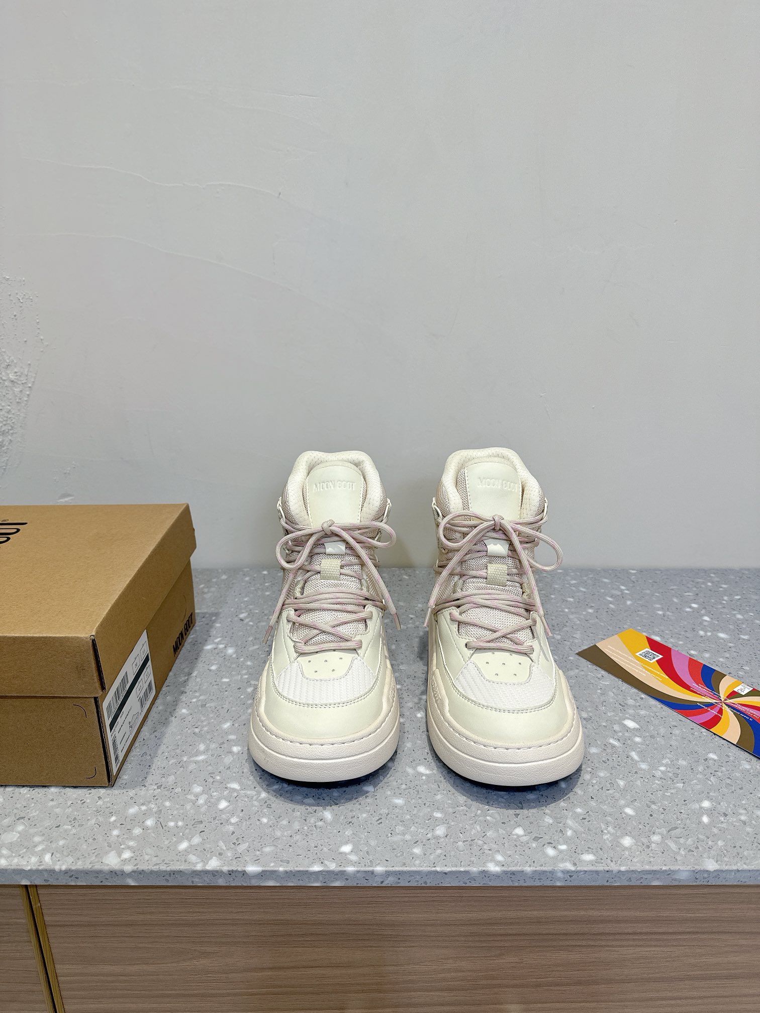 Moon Boot’s 24-Autumn PARK ICON Series: Waterproof, Stylish Snow Boots with Unique Features