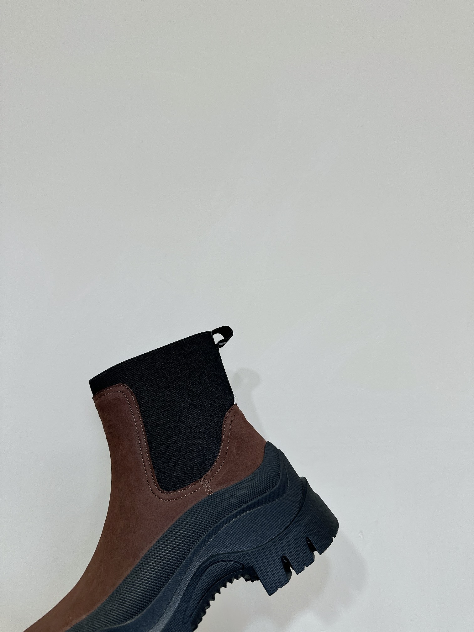Moncler Union 24s Light Field Boots for Autumn and Winter Adventures - 图片 7