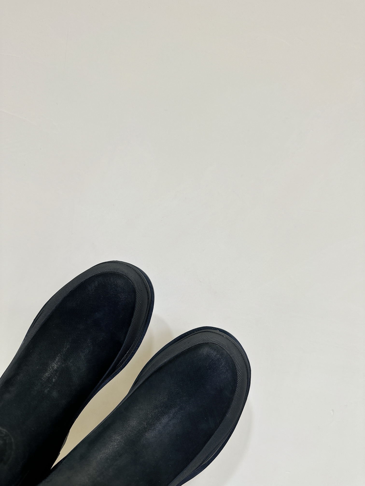 Moncler Union 24s Light Field Boots: Comfortable, Stylish, and Durable for Winter Adventures - 图片 8