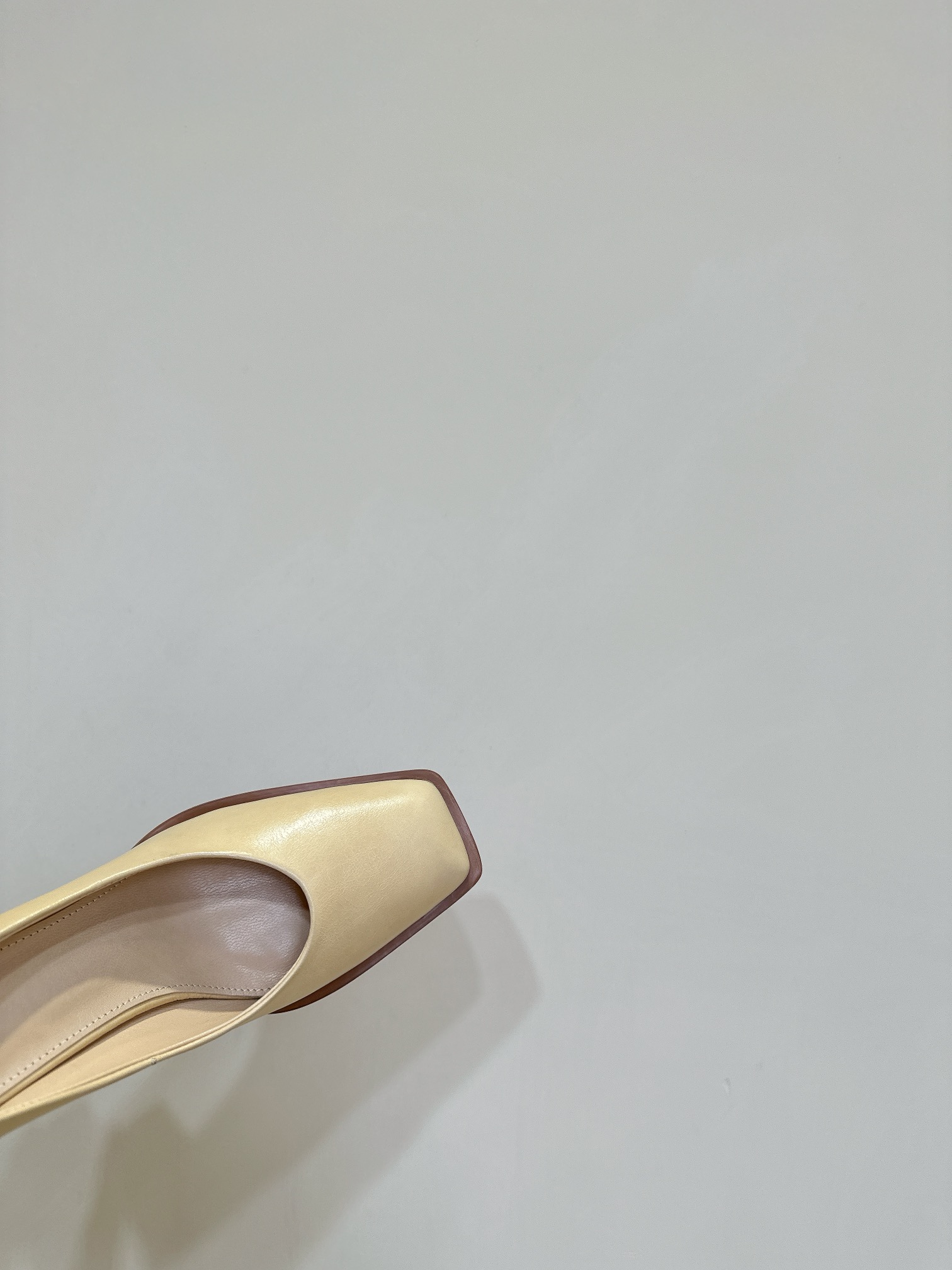 New FENDI 24SS Shoes: Custom Cattle and Sheep Skin, 5cm Height. - 图片 8