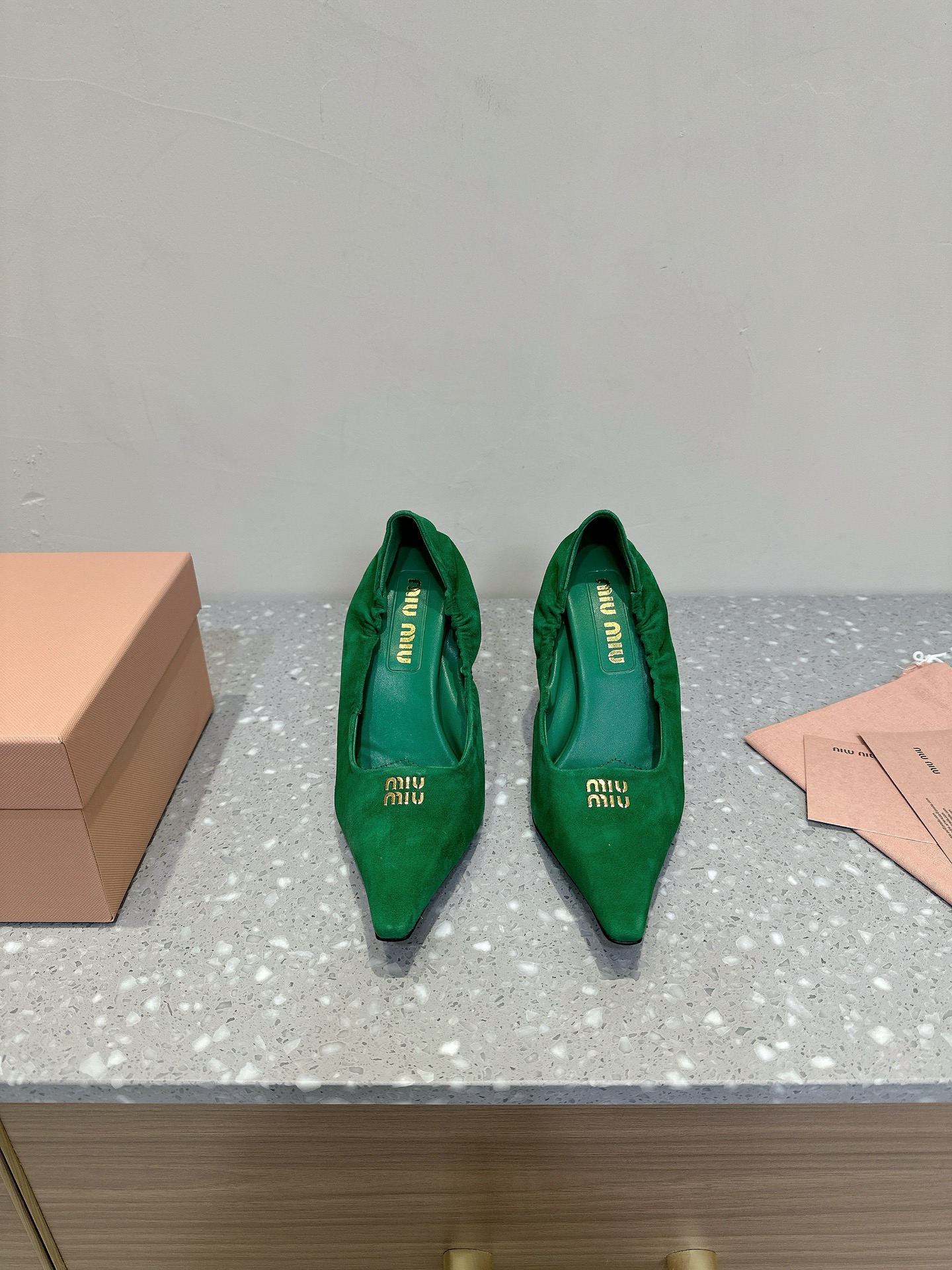 MiuMiu Zapatos de tacón alto Chamois Cuero de vaca Dermis Piel oveja Colección primavera – verano Fashion