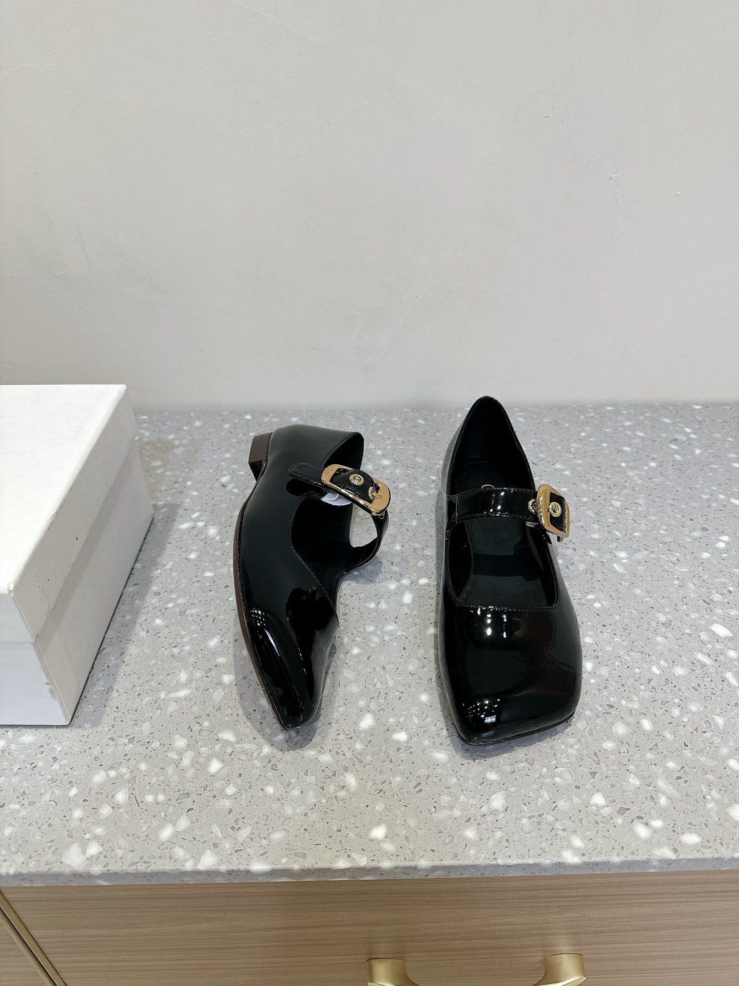 New Shallow Flat Ballet Shoes: Stylish and Comfortable Options for Chloe - 图片 2